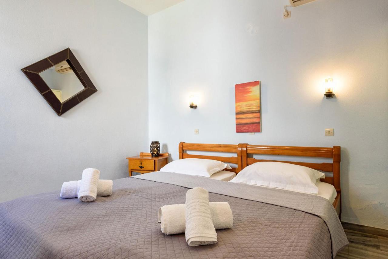 Astoria Apartments Páros 외부 사진