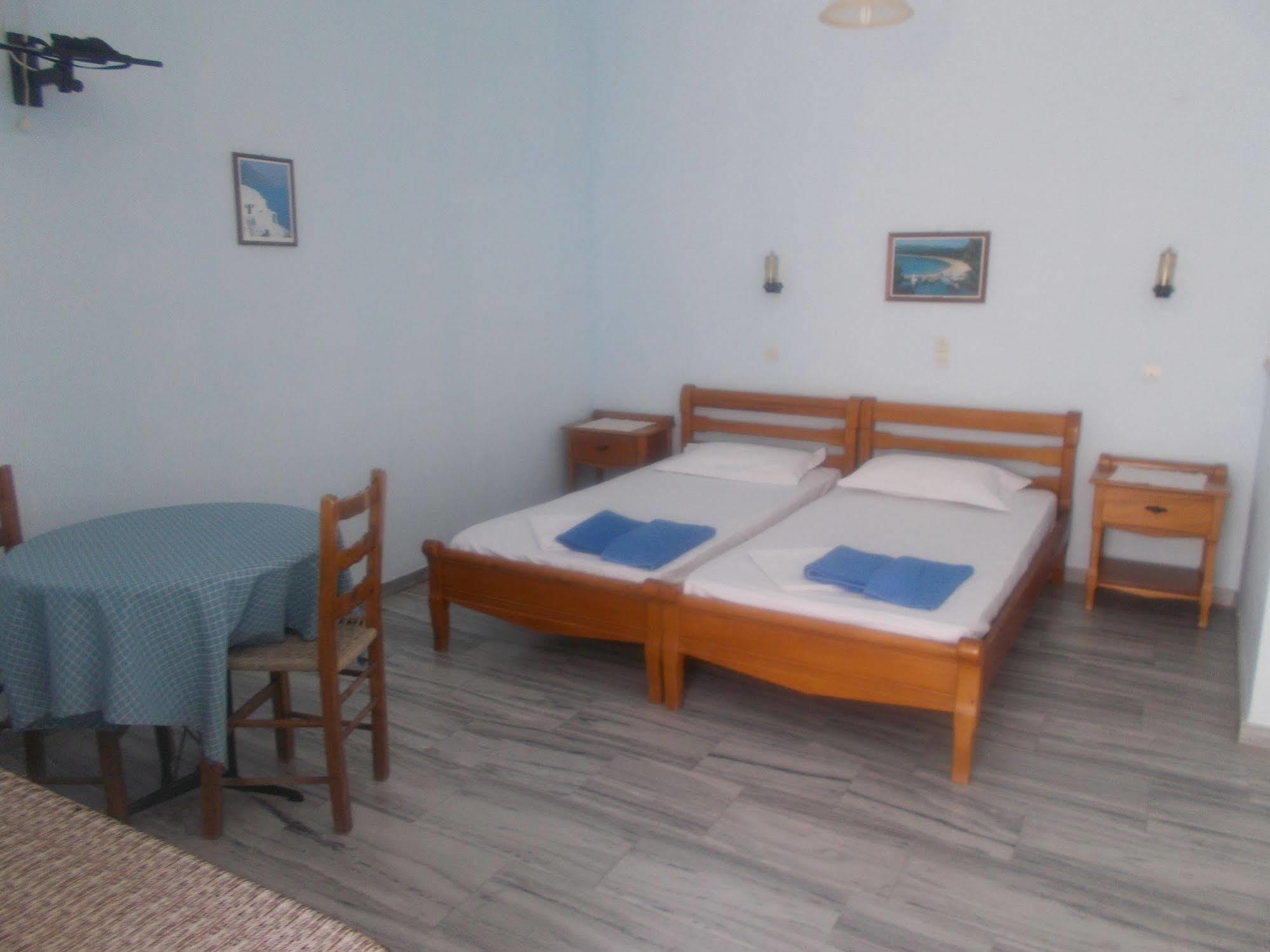 Astoria Apartments Páros 외부 사진